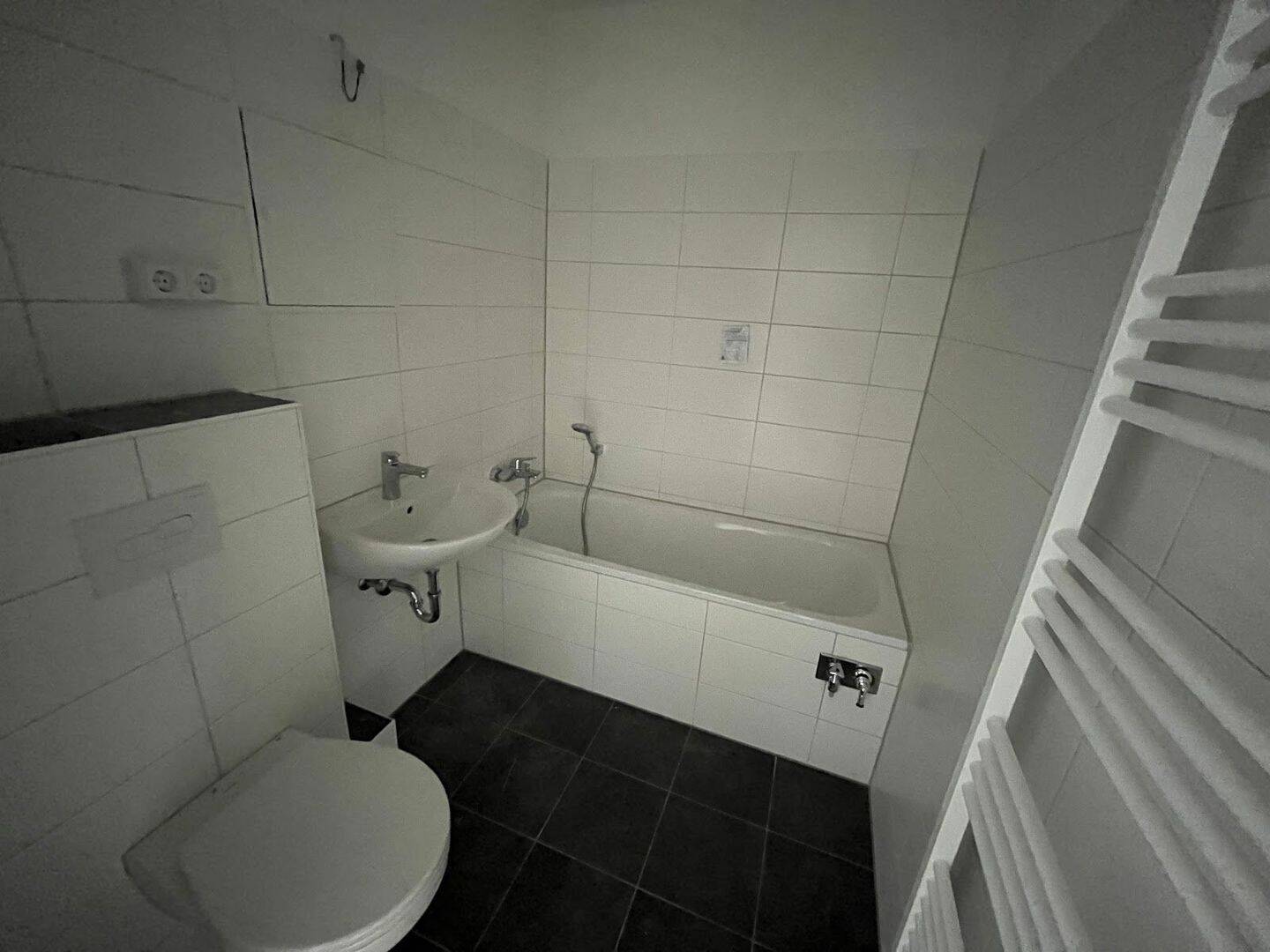 Frisch sanierte Wohnung mit Balkon und Spielplatz - Ideal für kleine Familien – Chemnitz – Vorschaubild 6
