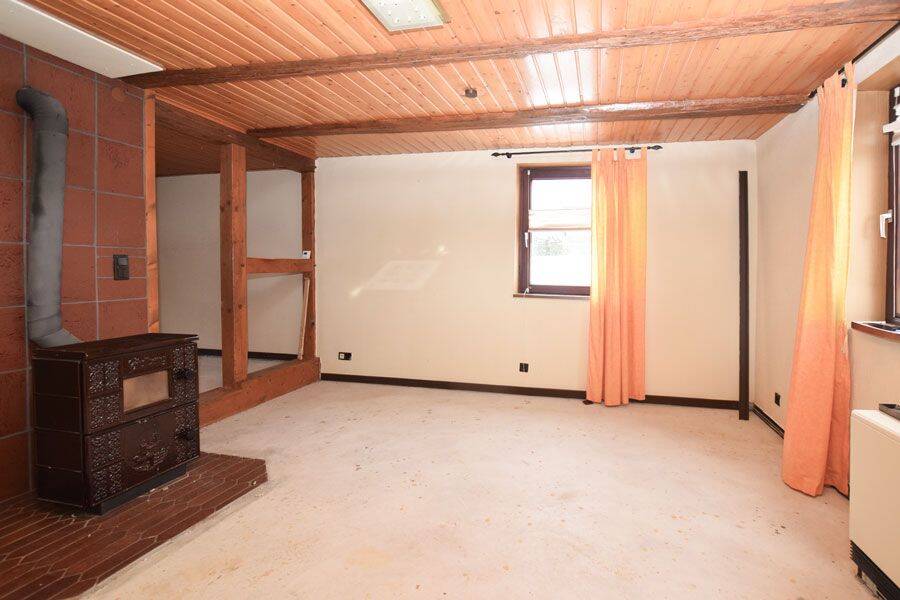 Zweifamilienhaus mit Einliegerwohnung und Garten in Wolfsburg!