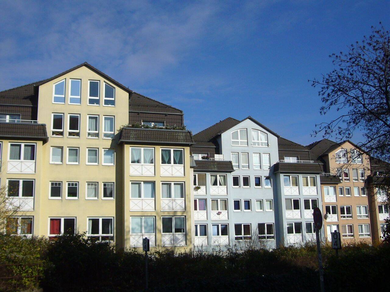 Moderne und wirklich großzügige 1 Zimmer-Wohnung Nähe Bahnhof & City, Liebigstr. 27, Gießen