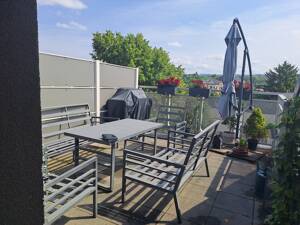 Tolle Maisonettewohnung mit mega Dachterasse in modernem Energiesparhaus