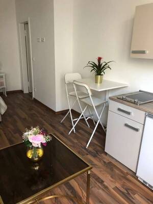 Luxuriös Apartment mitten in der City – 40210 Düsseldorf – Vorschaubild 3