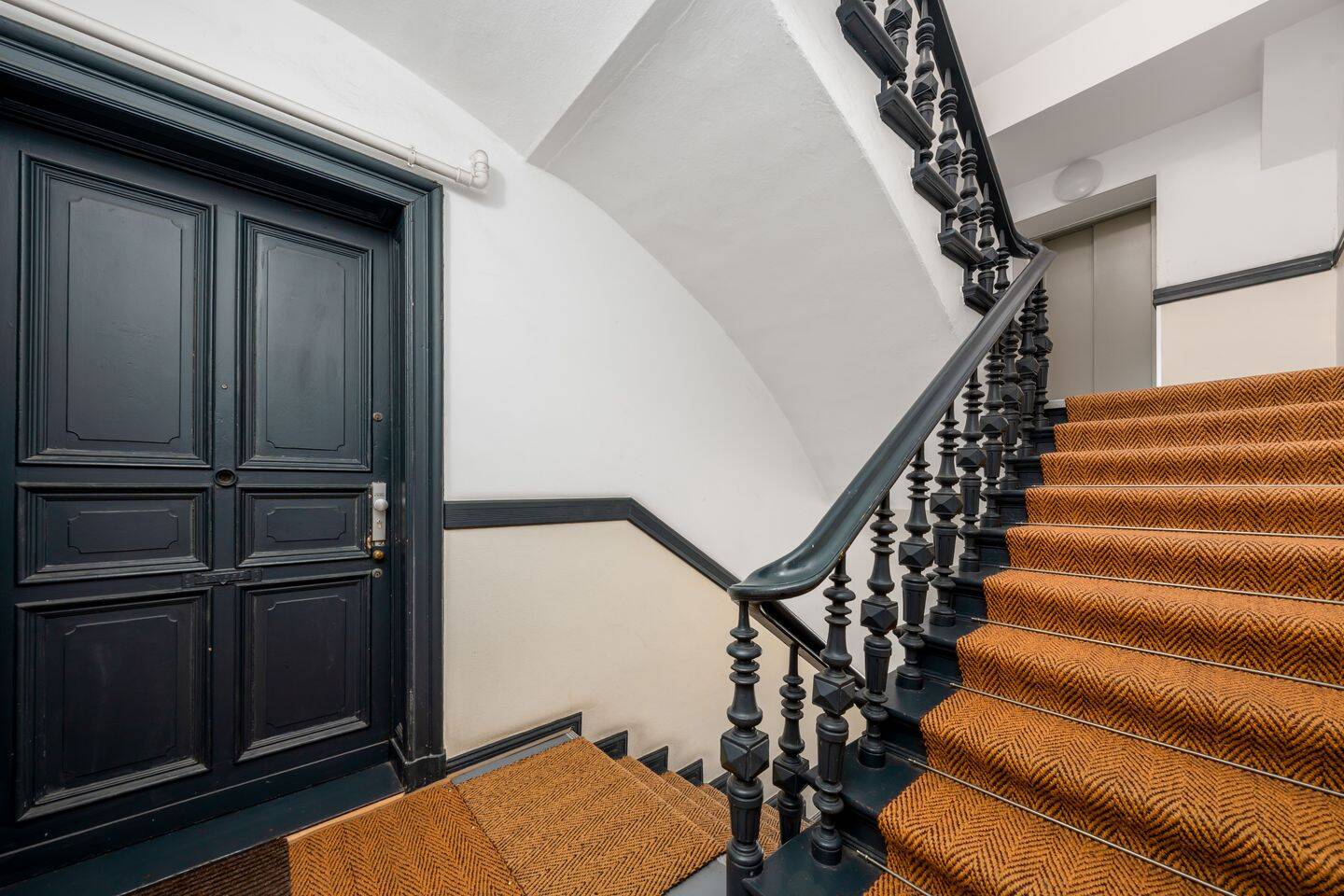 Nutzen Sie die virtuelle Tour: Vermietete 4-Zimmer-Wohnung in Berlin-Friedrichshain – Berlin – Vorschaubild 8