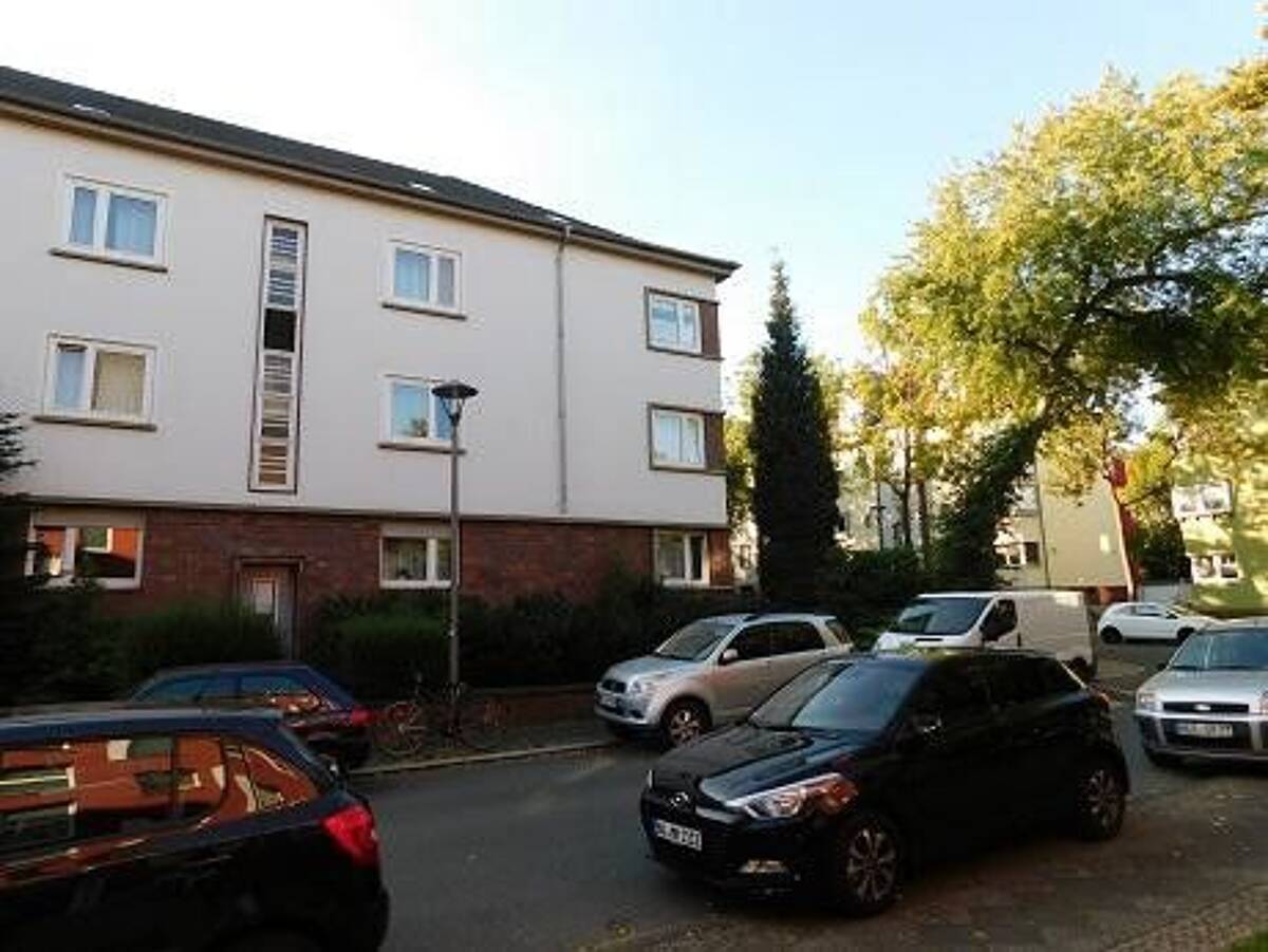 Großzügige 2 Zimmer Wohnung mit Wohnküche inkl. Einbauküche ! – 44803 Bochum – Bild 1 von 9