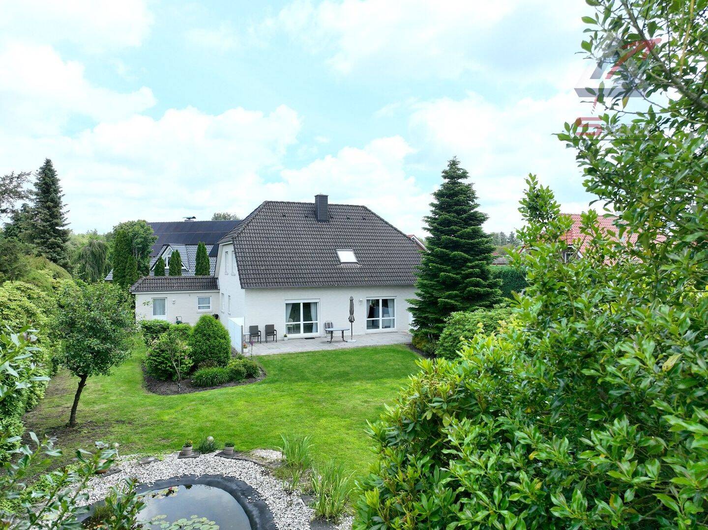 hochwertig erstelltes Wohnhaus in zentraler Lage – Wiesmoor – Vorschaubild 2