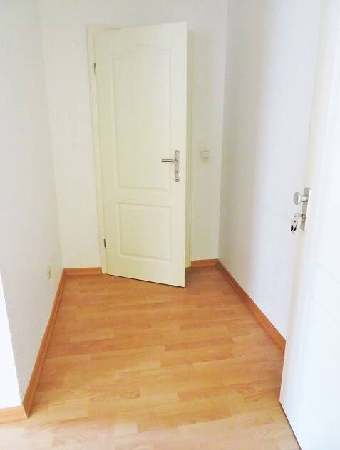 Moderne 68m² Etagenwohnung in Saarbrücken – Saarbrücken – Vorschaubild 2