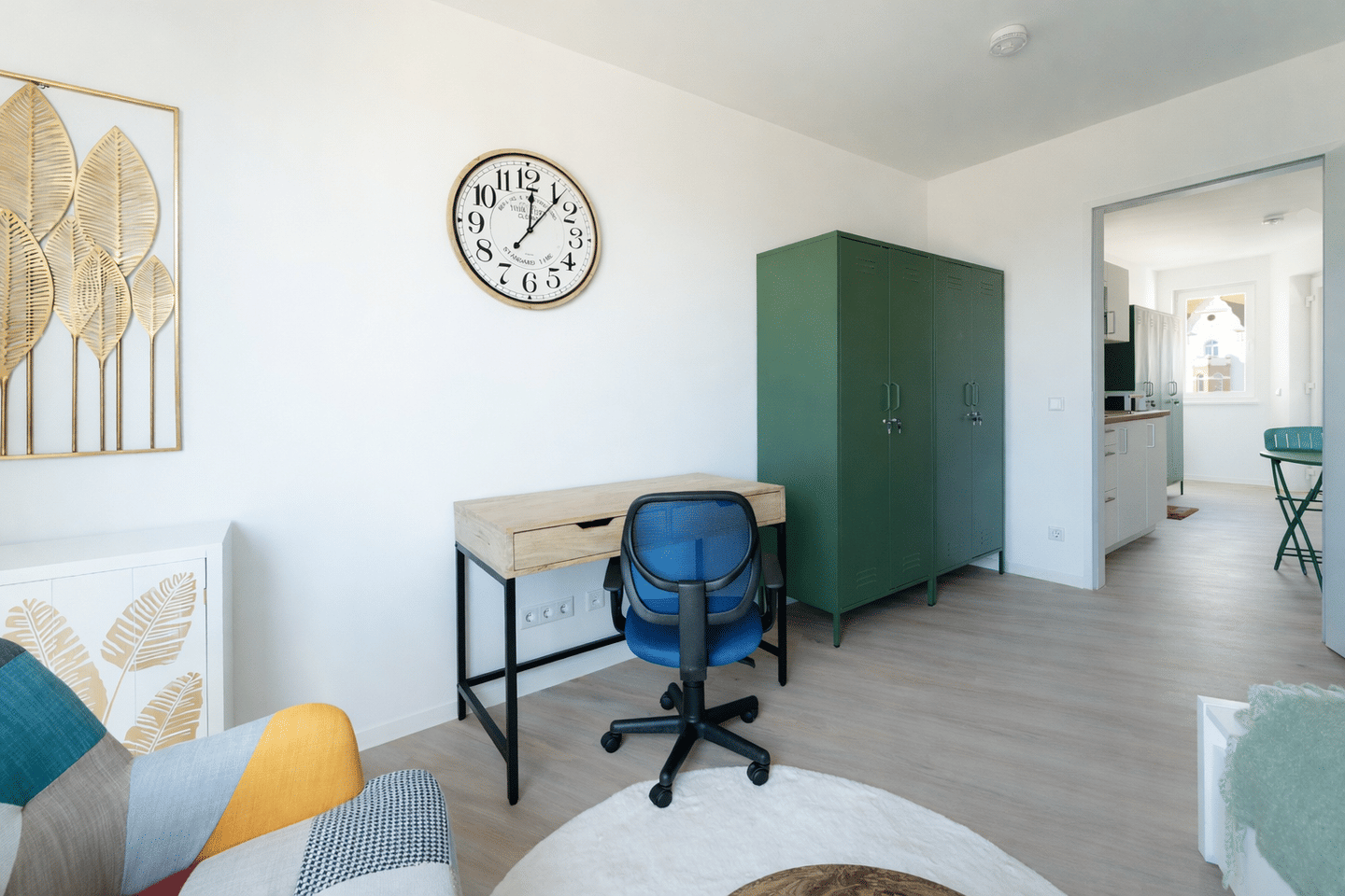 Ankommen, wohlfühlen, studieren: 2-Zimmer Design-Apartment |möbliert|Fahrstuhl |Unilage|Dachgarten – Magdeburg – Vorschaubild 6