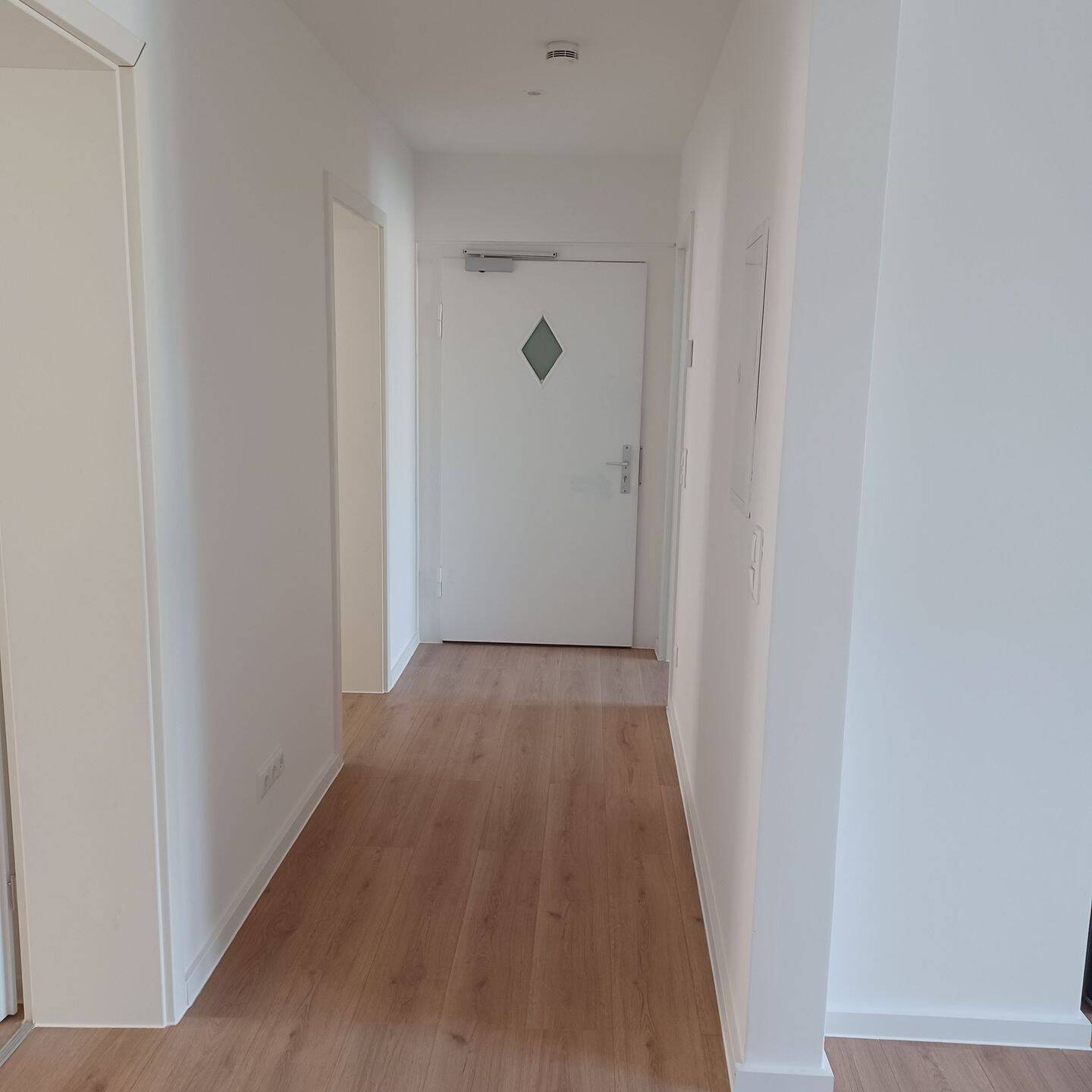 Großzügige, renovierte 2-Zimmer-Wohnung in zentraler Lage – Nürnberg – Vorschaubild 6