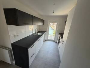 Kernsanierte 2-Zimmer-Wohnung mit Balkon, EBK & Parkett nahe Berger Straße (Frankfurt-Nordend/Bornheim) – 60316 Frankfurt am Main – Vorschaubild 7