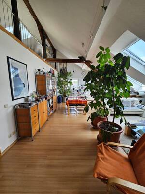 Loftartiges Wohnen mit Empore & Dachterrasse - 142 qm Wohnfläche mit Stellplatz in ruhiger Innenstadtlage – 47798 Krefeld – Vorschaubild 3