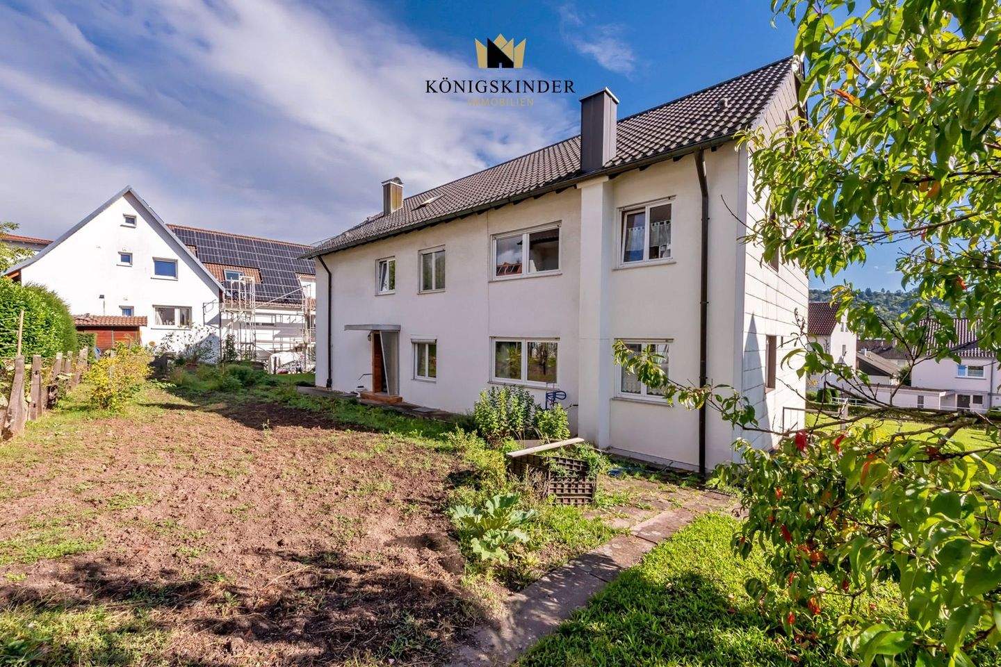 Vater,Mutter,Kind - gern auch mit Oma und Opa Grosses Haus mit modernisiertem Dach und Ausbaureserve – Remshalden – Vorschaubild 3