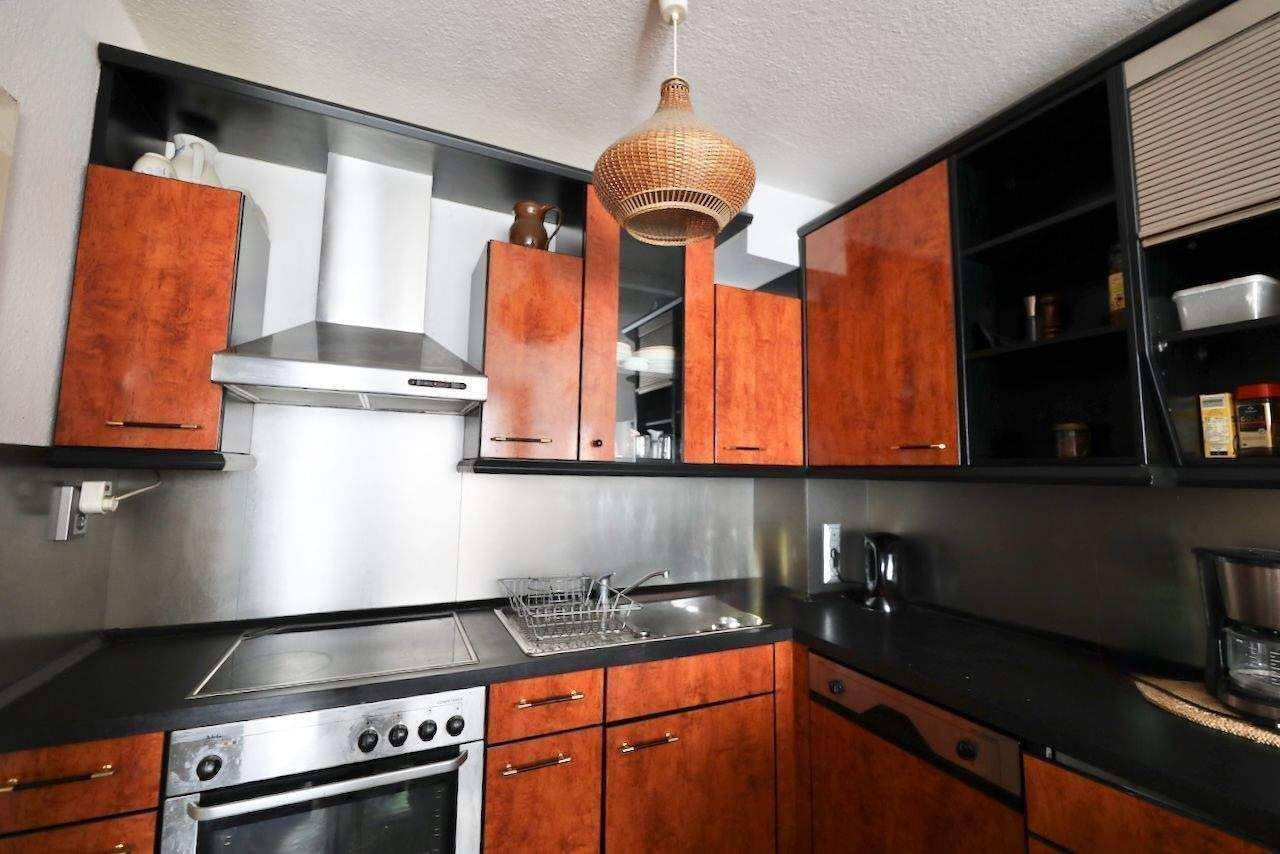 MITTEN IN BERLIN - CITY APARTMENT MIT FAHRSTUHl & LOGGIA - SUPER INFRASTRUKTUR – Berlin – Vorschaubild 9