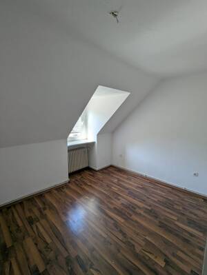 Charmante 3-Zimmer-Dachgeschosswohnung mit Balkon - zentral und ruhig in Hagen gelegen – 58095 Hagen – Vorschaubild 9