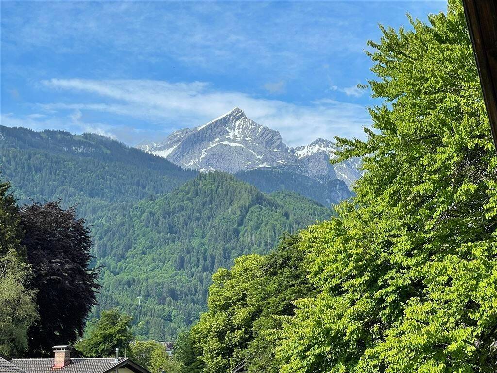 Mehrfamilienhaus mit 11 Wohnungen ca. 527 m², Grundstück 1.024 m² Keller, Garagen – Garmisch-Partenkirchen – Vorschaubild 5