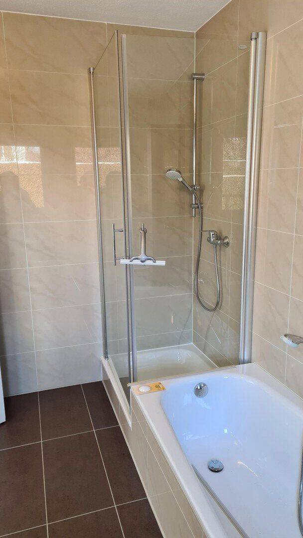 Schöne Wohnung, 2 Zimmer, Küche, Bad, Stellplatz – Ingolstadt – Vorschaubild 8