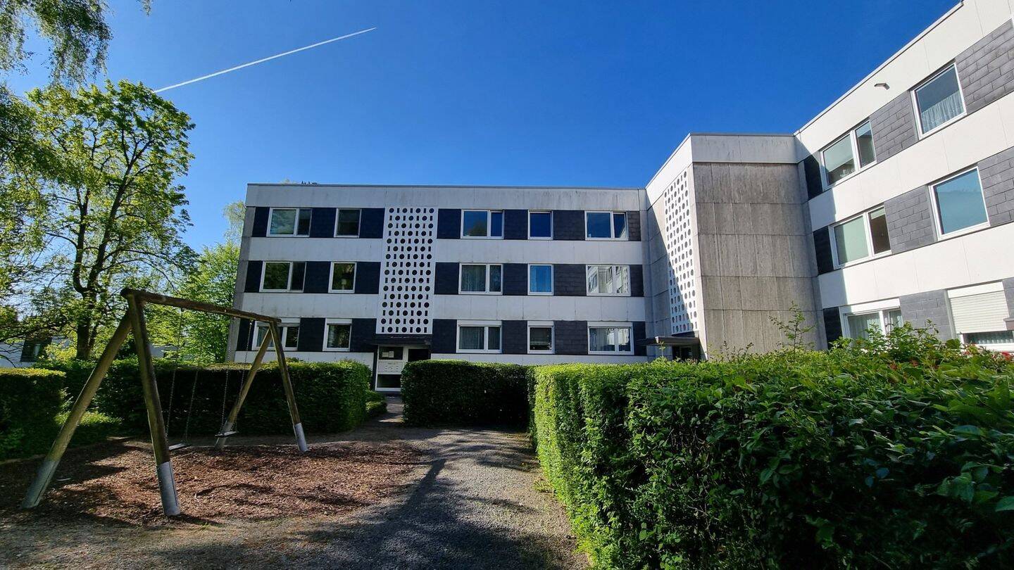 IDEAL FÜR DIE FAMILIE MIT LOGGIA UND TIEFGARAGENSTELLPLATZ