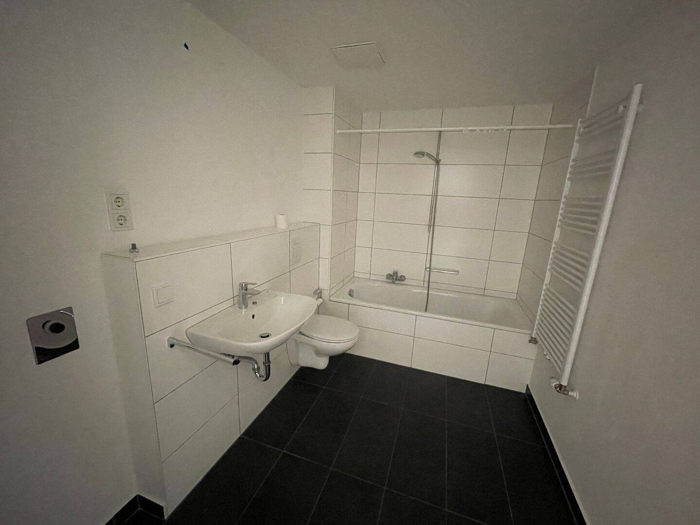 Attraktive 3-Zimmer Wohnung mit Loggia und Terrasse – Nürnberg – Vorschaubild 6