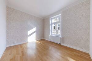 Großzügige 3-Zimmer-Wohnung mit 2 Balkonen in Alsternähe – 22087 Hamburg – Vorschaubild 4