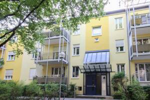Ihr neues Zuhause in Karlsruhe-Oberreut - 4 Zimmer, 2 Balkone, TG-Stellplatz