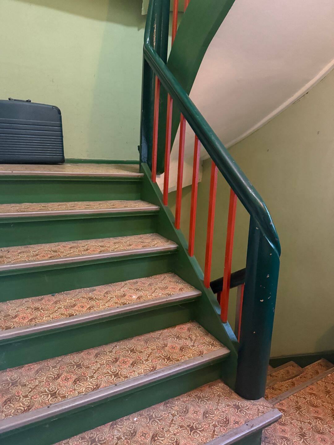 Sanierungsobjekt mit Potenzial! 2-Fam-Haus in ruhiger Wohnlage – Berlin – Vorschaubild 4