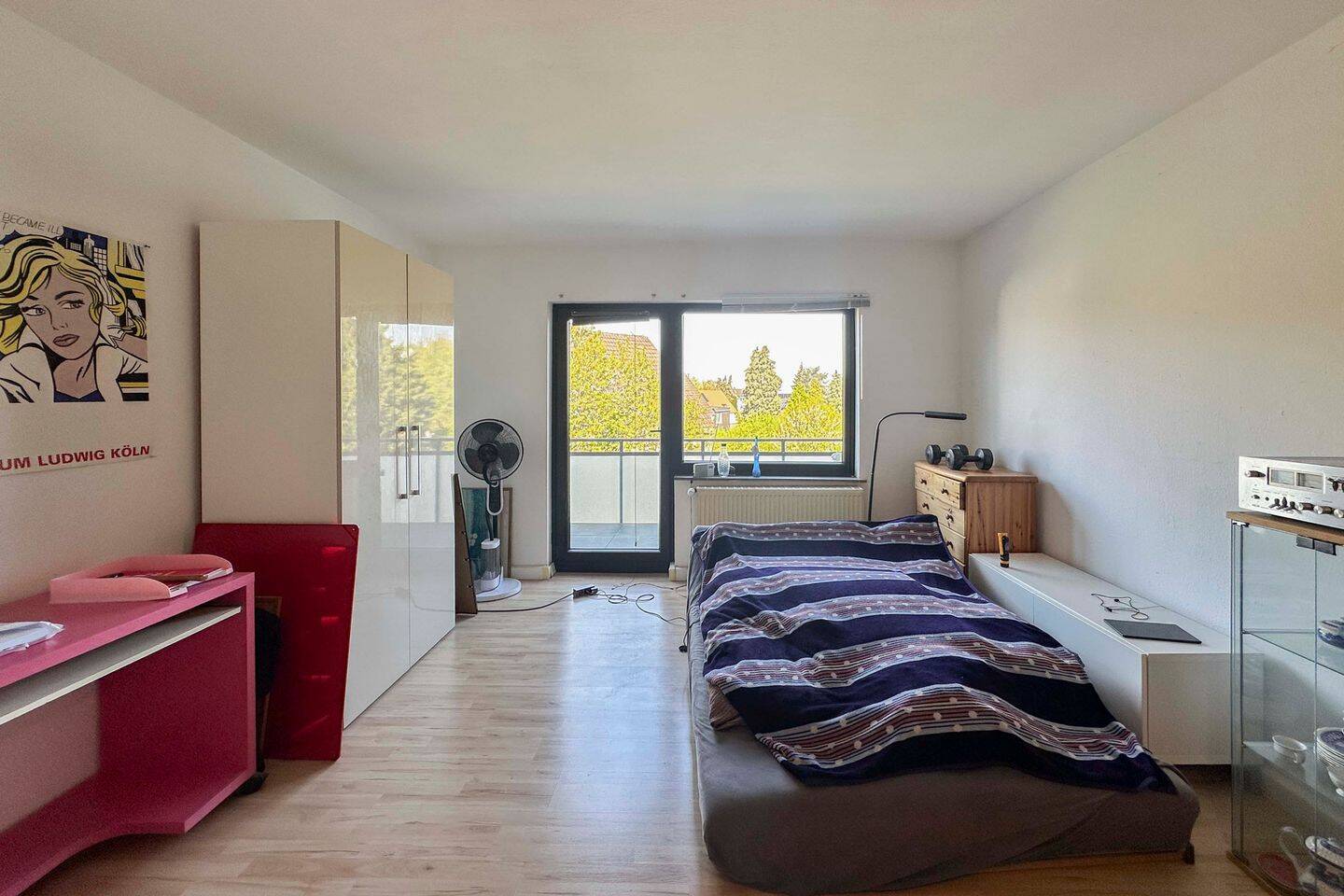 Bezugsfrei! Helle 2-Zimmer-Eigentumswohnung mit Balkon in Köln-Sürth – Köln – Vorschaubild 3
