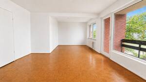 Kapitalanlage: Drei-Zimmer-Wohnung mit Balkon und Stellplatz in ruhiger Lage – 60325 Frankfurt am Main – Vorschaubild 2