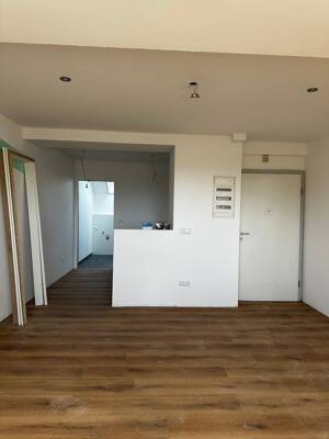 frisch sanierte 1,5-Zimmer Wohnung – 90762 Fürth – Vorschaubild 3