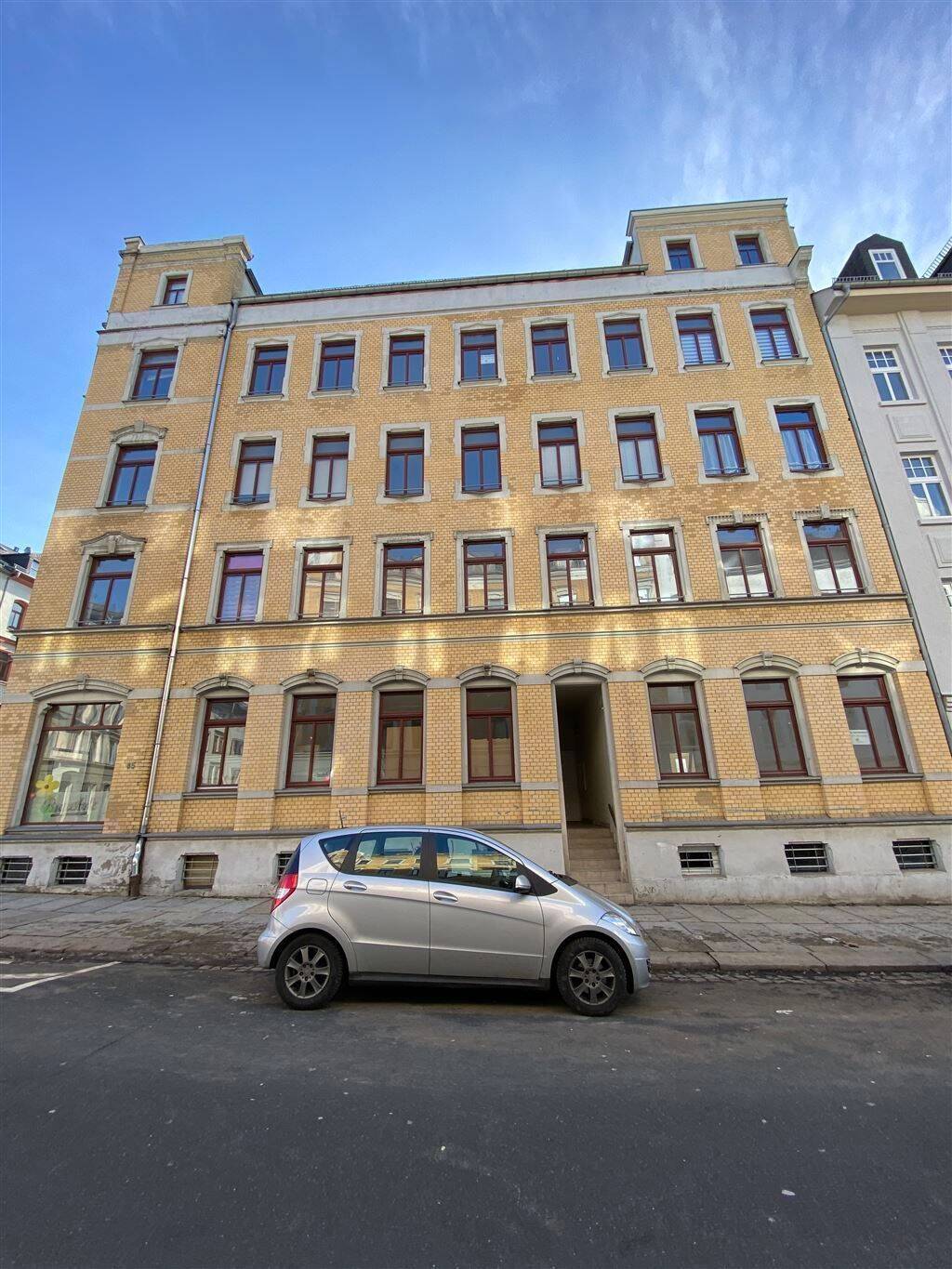 Großzügige DG 2-Zimmer mit Laminat, EBK, Balkon und Wannenbad! – Chemnitz – Vorschaubild 5