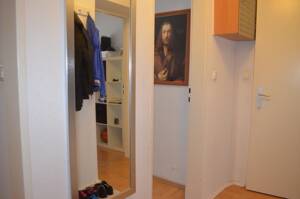 Nette 2-Zi.-EG-Whg., Laminat, EBK, neues Bad/Wanne, WC extra, Johannis Nähe Klinikum – 90419 Nürnberg – Vorschaubild 3