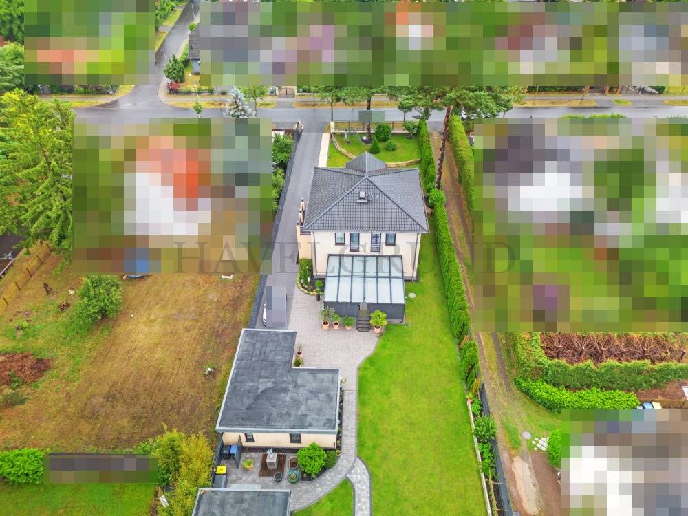 Exklusive Villa mit Einliegerwohnung, Pool und traumhaftem Gartenparadies! – Falkensee – Vorschaubild 8