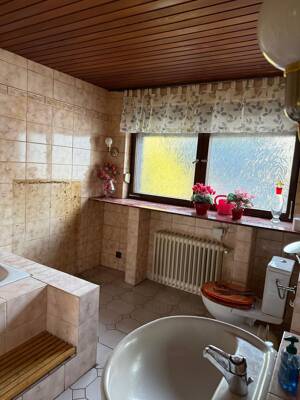Großes Wohnhaus mit Sanierungsbedarf im schönen Rudow – 12357 Berlin – Vorschaubild 8