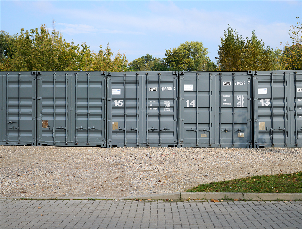 Schnell verfügbar: 14,10 m² Self Storage für Hausrat & Co.