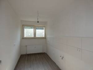 +++ 3 Raumwohnung mit Balkon in Wanheimerort - zentral gelegen +++
