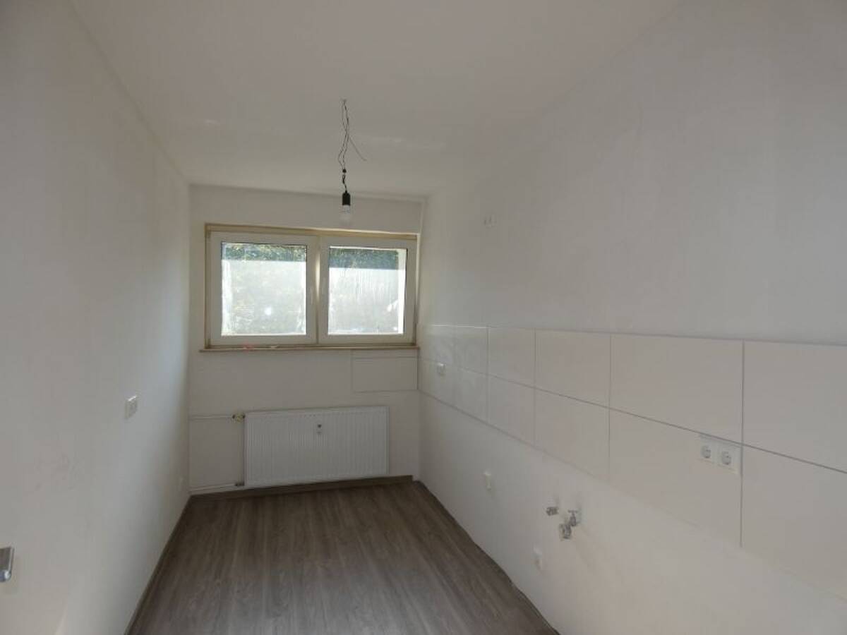 +++ 3 Raumwohnung mit Balkon in Wanheimerort - zentral gelegen +++ – 47055 Duisburg – Bild 1 von 9
