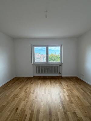 Frisch renovierte, großzügige 3-Zimmer-Wohnung mit Dachterrasse im beliebten Wöhrd! – 90489 Nürnberg – Vorschaubild 5