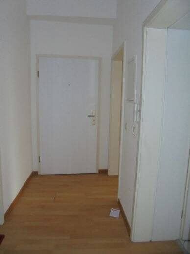 Schüffnerstr. - 1-Raum-WE- inkl. EBK, in ruhiger Seitenstrasse, zentrale Lage – Chemnitz – Vorschaubild 3