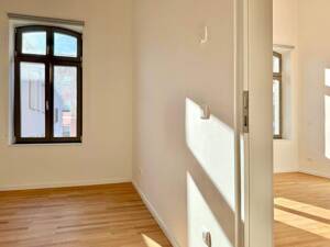 Erstbezug: Charmante Maisonette mit Terrasse in historischer Remise – 13088 Berlin – Vorschaubild 3