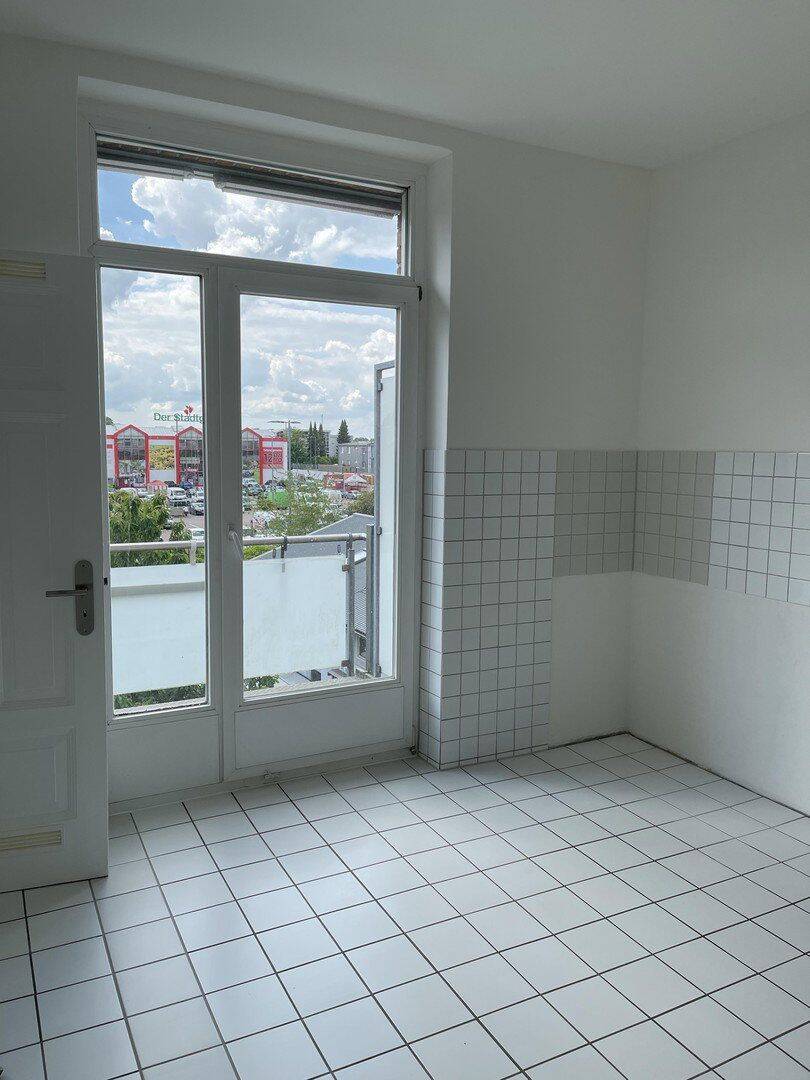 Charmante 2-Zi.-Altbauwohnung, frisch renoviert und mit Balkon – Lübeck – Vorschaubild 5