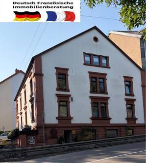 Gepflegte Dachgeschosswohnung mit kleiner Terrasse in Saarbrücken - Metzerstrasse