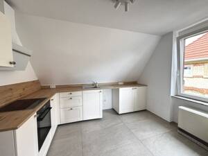 Für Aktive und Individualisten - Charmante Dachgeschosswohnung mit ausgebauter Dachspitze !