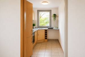 Obersendling - gepflegte 2-Zimmer-Wohnung und Tiefgaragenstellplatz – 81379 München – Vorschaubild 2