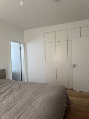 Hochwertig möblierte Business Wohnung in zentraler Lage - befristete Vermietung bis Juli 2027 – 20095 Hamburg – Vorschaubild 6
