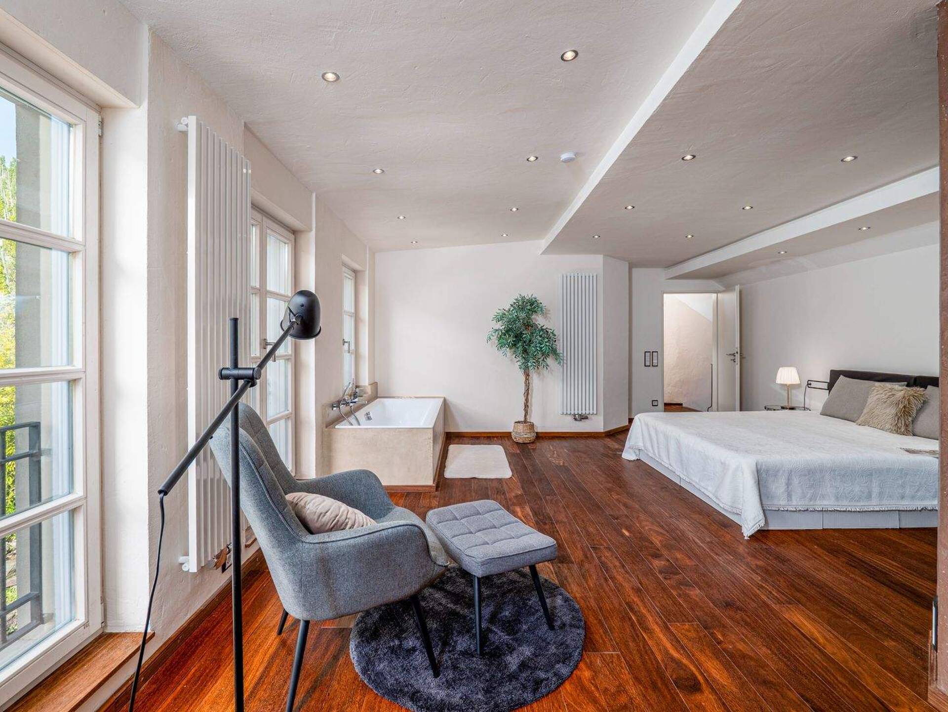 Mehrfamilienhaus in 54439 Saarburg mit 540 m² kaufen