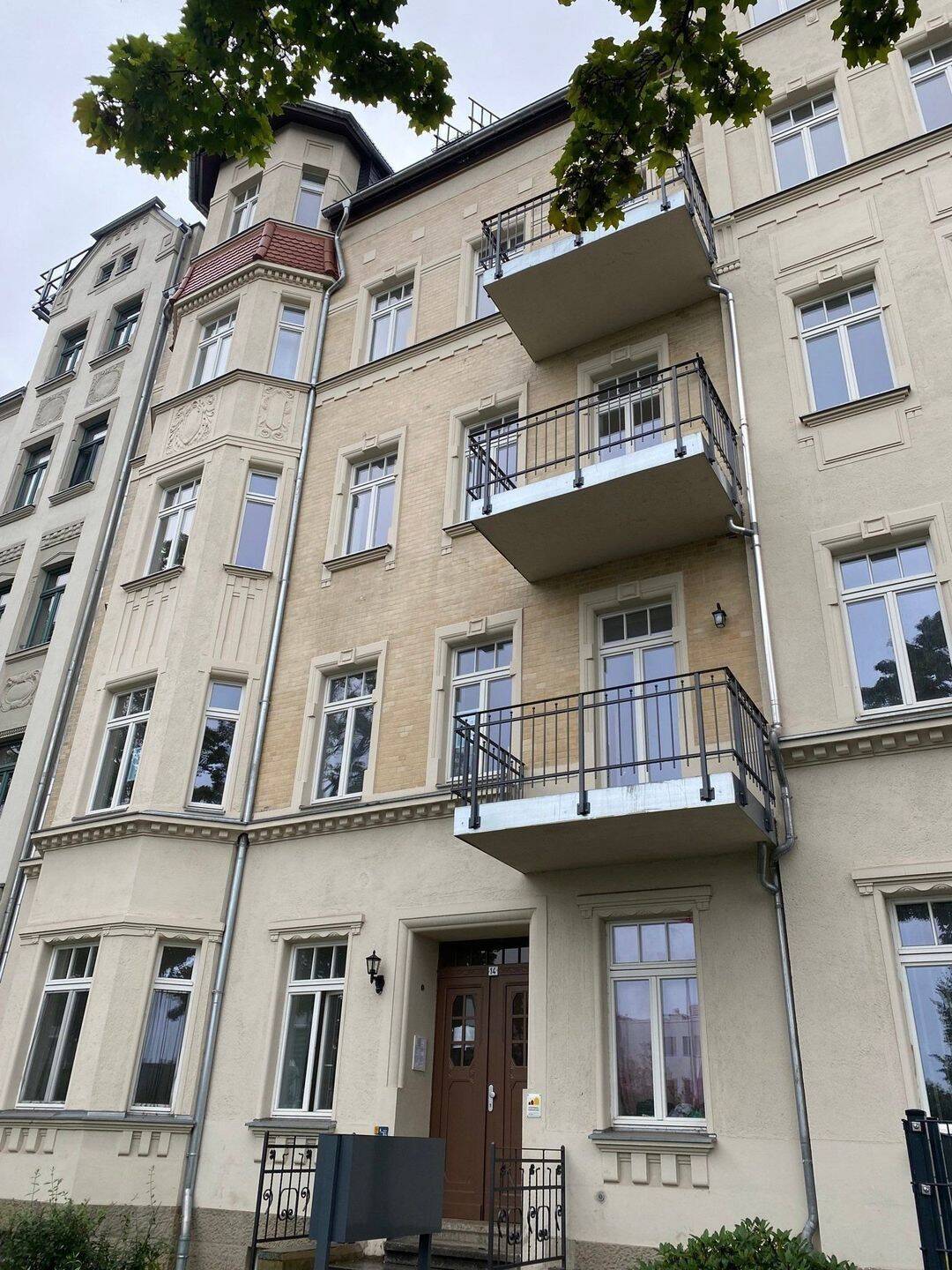* Heinrich-Schütz-Str. 14* DG*Lift
