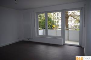 Rosenau! Helle 5 Zimmerwohnung mit Balkon! – 90429 Nürnberg – Vorschaubild 9