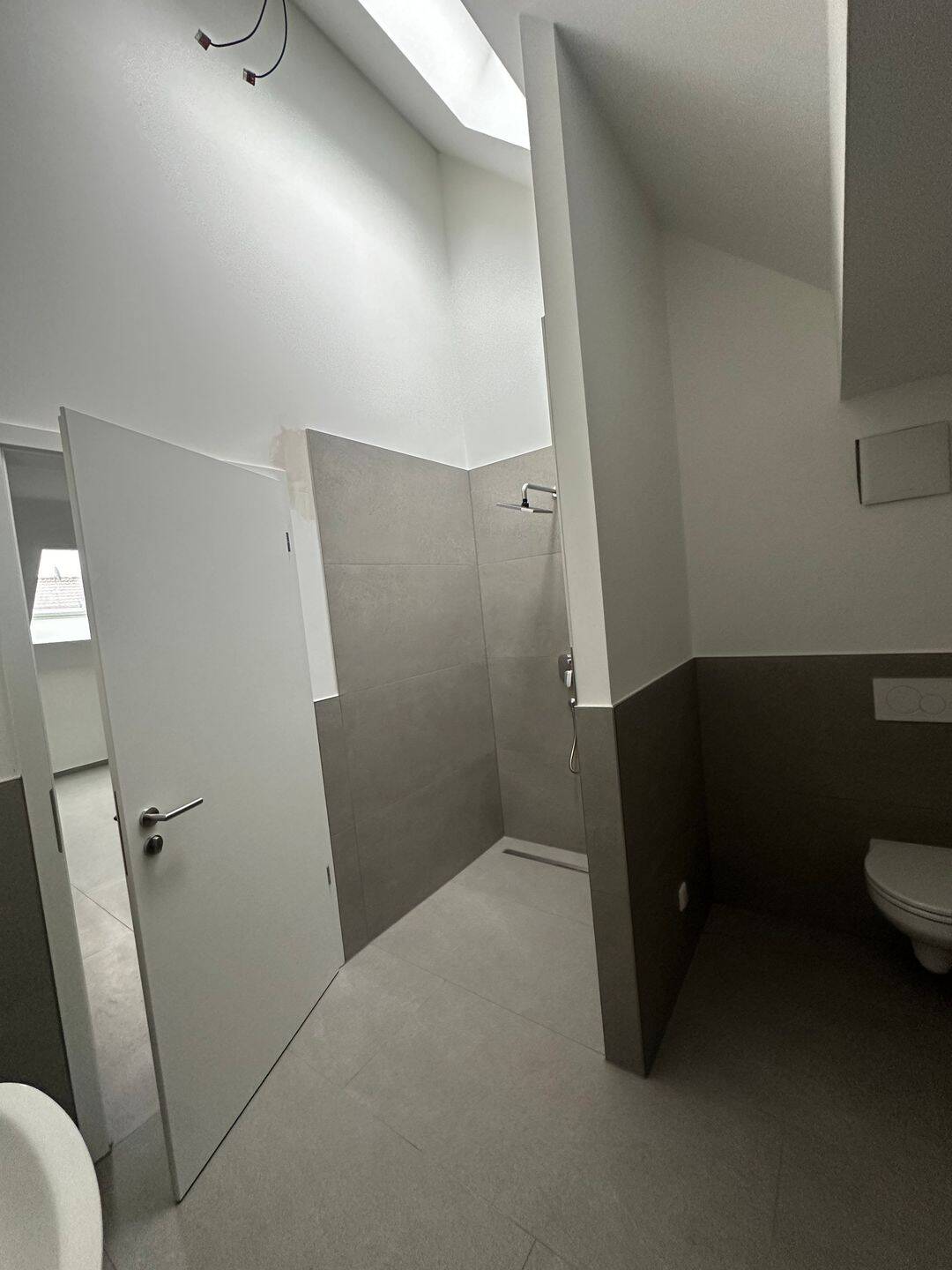 Neubau-Highlight in Sulzbach am Main: 4-Zimmer-DG-Wohnung mit zwei Balkonen *Weitere auf Anfrage verfügbar* – Sulzbach am Main – Vorschaubild 7
