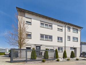 Modernes Gewerbeanwesen! Büro / Hallen / Betriebswohnung – 93057 Regensburg – Vorschaubild 3