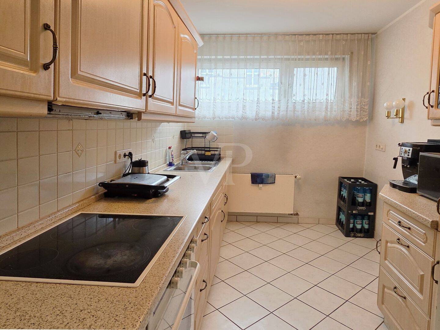 VON POLL - BAD HOMBURG: Kapitalanleger aufgepasst - Vermietete, zentrale 2 Zimmer Wohnung mit Balkon – Bad Homburg vor der Höhe – Vorschaubild 2