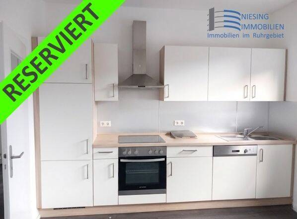 Helle 2,5 R.-Wohnung inkl. neuwertiger Einbauküche für max. 2 Personen