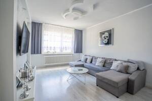 Renoviertes 9-Familienhaus mit Garagen in ruhiger Nebenstraße – 45888 Gelsenkirchen – Vorschaubild 9