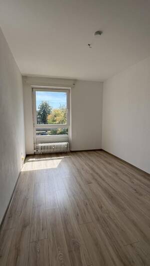 3-Zimmer mit Boden Wohnung in Dortmund Scharnhorst – 44328 Dortmund – Vorschaubild 4
